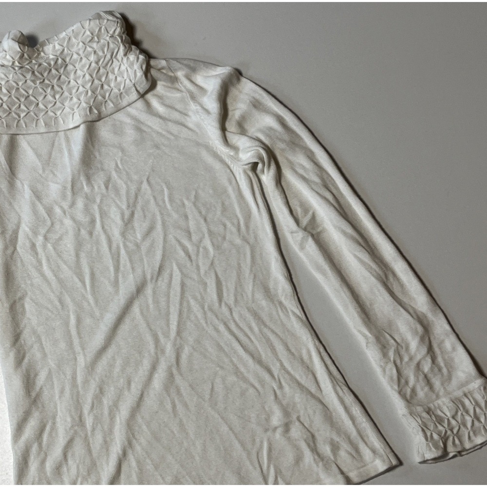 Alfani Petite Soft Turtleneck Shirt Sz S White Ripple Cuff‎ & Neck Light Sweater